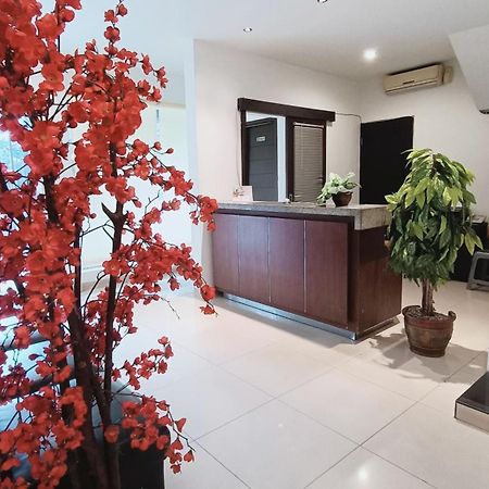 VI Hotel Bandung Eksteriør bilde